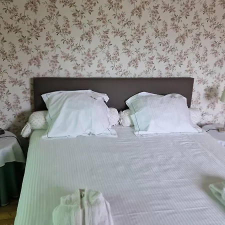 Nocleg ze śniadaniem Fine Fleur 4*